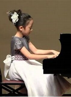ピアノ発表会女の子の簡単でかわいい髪型 アラカン女子haruharuの音楽のんびりloveライフ